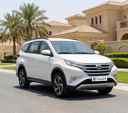 Blanc Toyota Rush EX 2023 Blanc Toyota Rush EX 2023