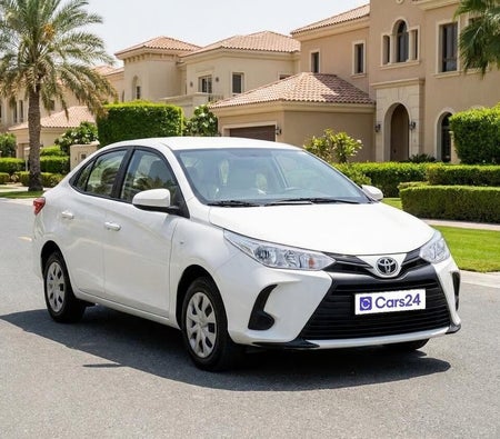 تويوتا Yaris SE 2021, photo 1 of 4