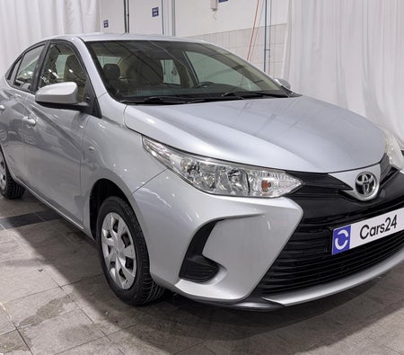 Toyota Yaris SE 2021, photo 1 of 4