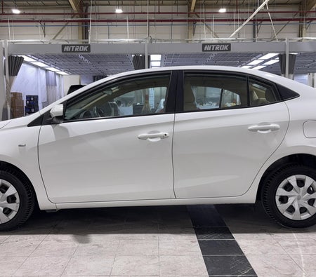 أبيض تويوتا Yaris SE 2019 أبيض تويوتا Yaris SE 2019