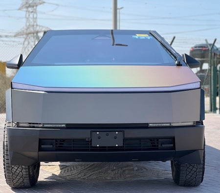  Tesla Cybertruck 2024