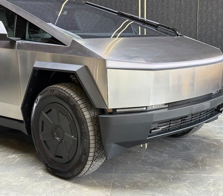 Tesla Cybertruck  2024, photo 2 of 4