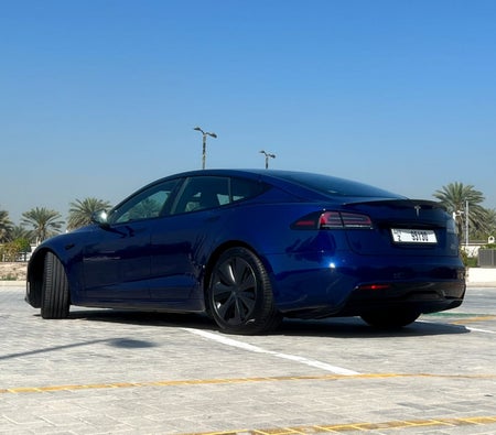 Tesla Model S Plaid 2023