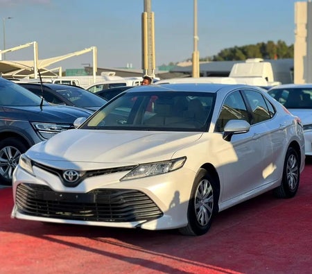 Toyota Camry S 2019, photo 3 of 4