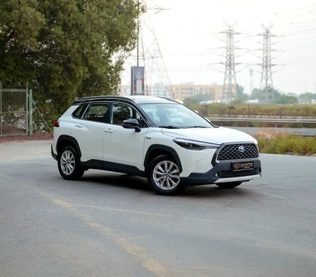 Toyota Corolla Cross 2022, photo 2 of 4