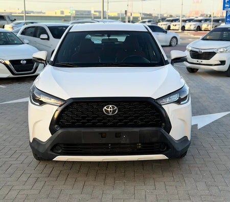 White Toyota Corolla Cross XL 2022