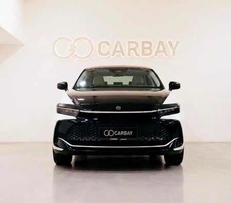 Blanc Toyota Crown Platinum 2023 Blanc Toyota Crown Platinum 2023