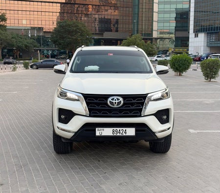 kira Toyota falcı 2022 içinde Dubai