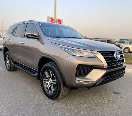 Kahverengi Toyota Fortuner EXR 2022 Kahverengi Toyota Fortuner EXR 2022