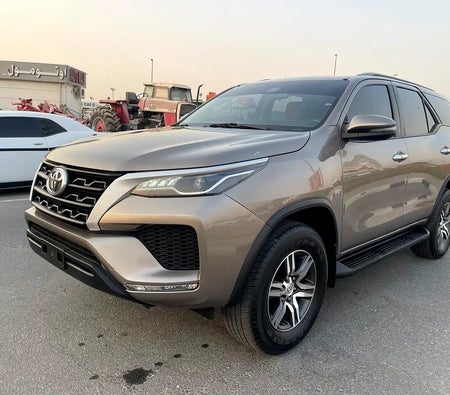Kahverengi Toyota Fortuner EXR 2022 Kahverengi Toyota Fortuner EXR 2022