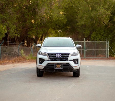 Blanco Toyota Fortuner EXR 2025 Blanco Toyota Fortuner EXR 2025