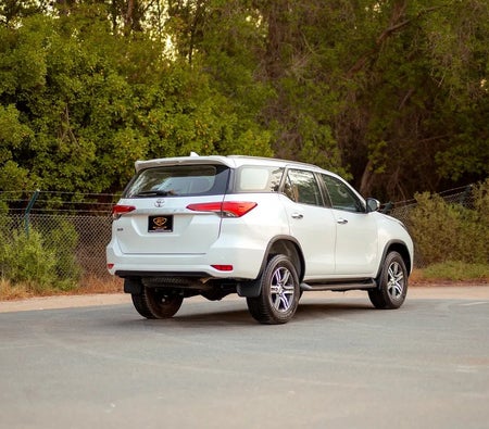 Blanco Toyota Fortuner EXR 2025 Blanco Toyota Fortuner EXR 2025