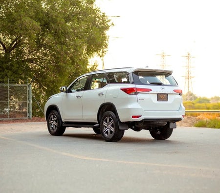 Blanco Toyota Fortuner EXR 2025 Blanco Toyota Fortuner EXR 2025