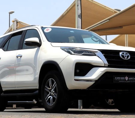 Toyota Fortuner GXR 2021, photo 2 of 4