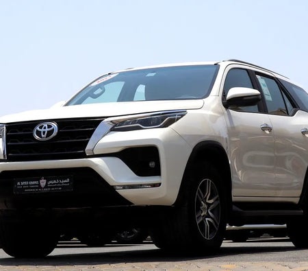 Toyota Fortuner GXR 2021, photo 3 of 4