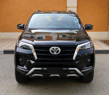 Toyota Fortuner VXR 2022, photo 2 of 4
