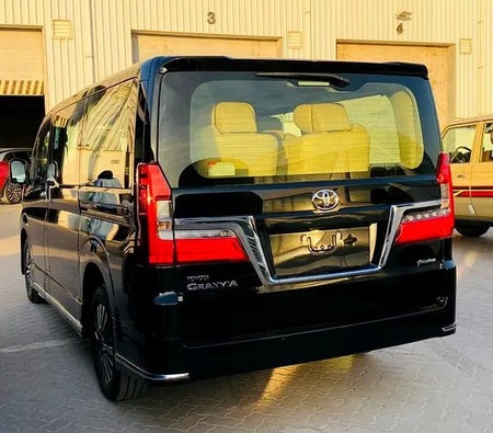 Toyota Granvia Premium 2026, photo 3 of 4