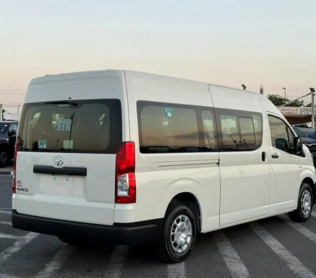  Toyota Hiace GL 2026