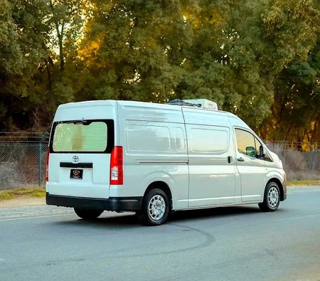 Toyota Hiace  2020, photo 3 of 4