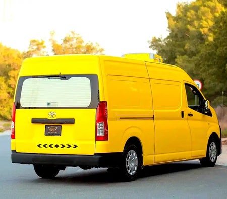 Toyota Hiace  2020, photo 3 of 4