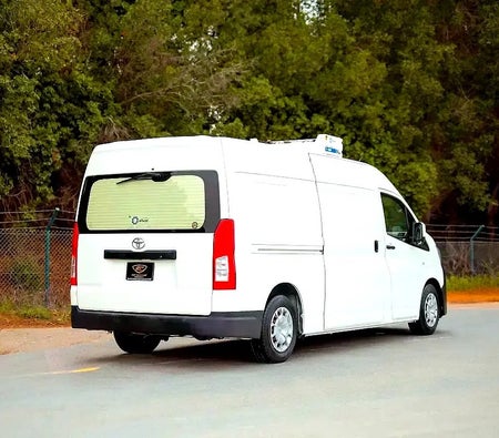 Toyota Hiace  2020, photo 3 of 4