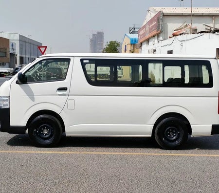 Toyota Hiace Standard 2026, photo 4 of 4