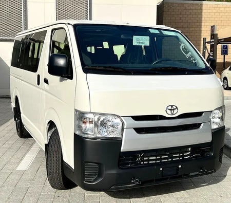 Toyota Hiace Standard 2025, photo 3 of 4