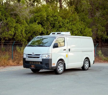 Toyota Hiace Standard 2022, photo 1 of 4