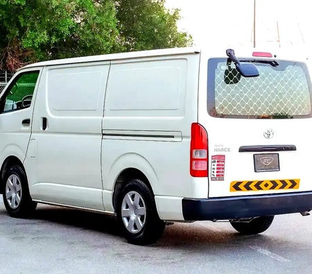 Toyota Hiace Standard 2021, photo 3 of 4