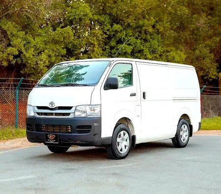 Toyota Hiace Standard 2009, photo 1 of 4