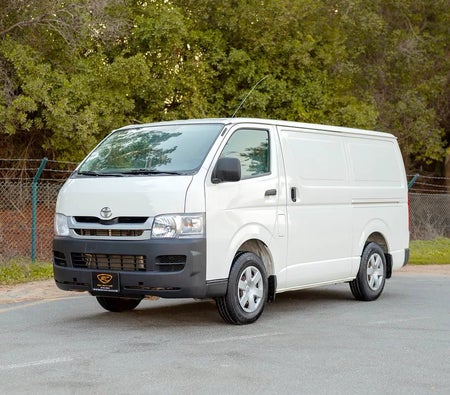 أبيض تويوتا Hiace Standard 2009 أبيض تويوتا Hiace Standard 2009