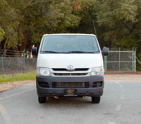 أبيض تويوتا Hiace Standard 2009