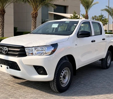 Toyota Hilux 2026, photo 1 of 4