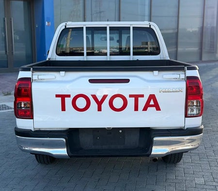 White Toyota Hilux Double Cab GL 2020