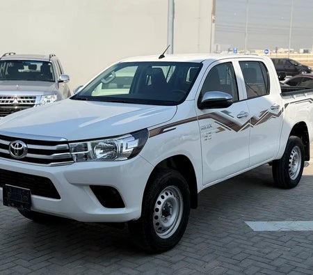 Bianca Toyota Hilux 2024
