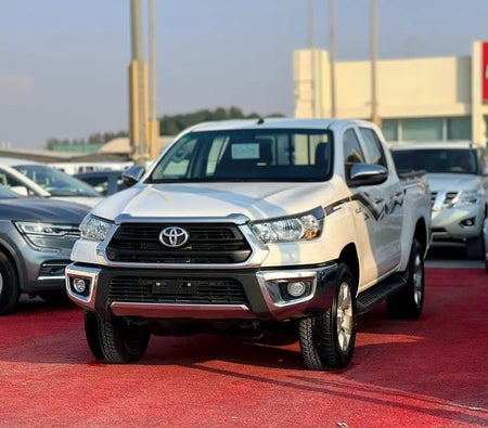 Toyota Hilux 2024, photo 3 of 4