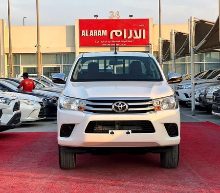 Toyota Hilux SR5 2024, photo 2 of 4