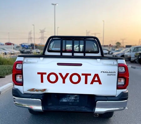 Blanc Toyota Hilux SR5 2025 Blanc Toyota Hilux SR5 2025