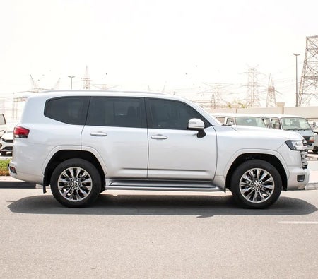 Toyota Land Cruiser GXR 2023, photo 4 of 4