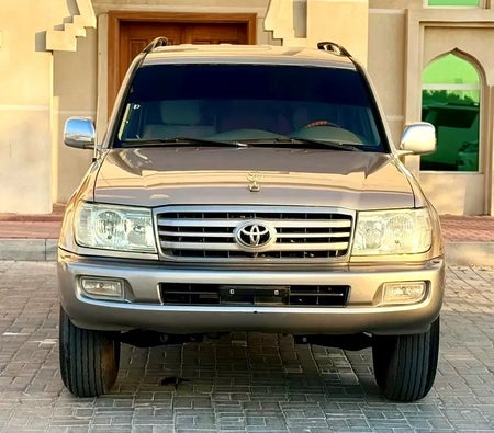 ذهبي تويوتا لاند كروزر جي إكس آر 2005 ذهبي تويوتا لاند كروزر جي إكس آر 2005