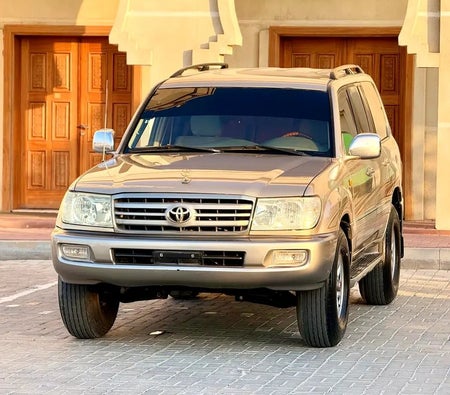 ذهبي تويوتا لاند كروزر جي إكس آر 2005 ذهبي تويوتا لاند كروزر جي إكس آر 2005