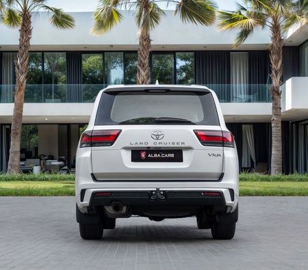 Blanco Toyota Land Cruiser VXR 2025 Blanco Toyota Land Cruiser VXR 2025