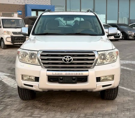 White Toyota Land Cruiser VXR 2009