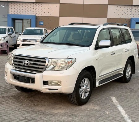 White Toyota Land Cruiser VXR 2009