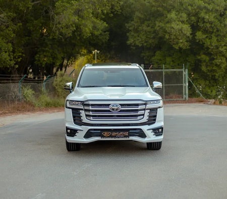 White Toyota Land Cruiser VXR 2024