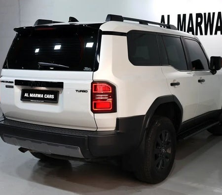 Toyota Prado Adventure 2025, photo 3 of 4