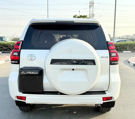 Weiß Toyota Prado EXR 2022