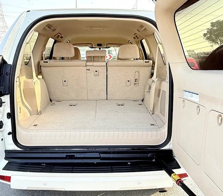 Weiß Toyota Prado EXR 2022 Weiß Toyota Prado EXR 2022