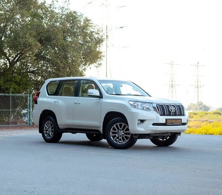 Weiß Toyota Prado EXR 2019