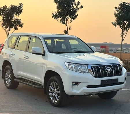 Weiß Toyota Prado EXR 2021